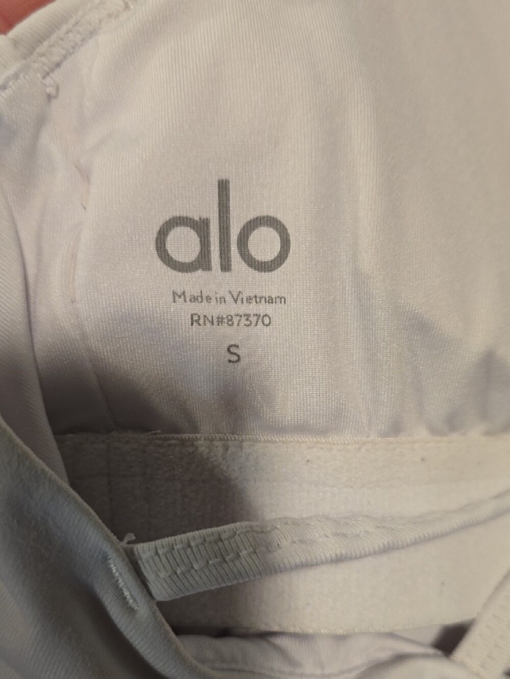ALO Yoga White Sports Bra with Subtle Logo - Picture 3 of 4